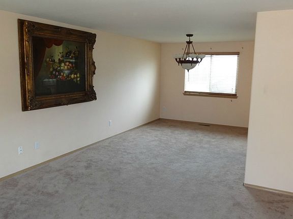 2nd image of 1430 Laredo Dr SE