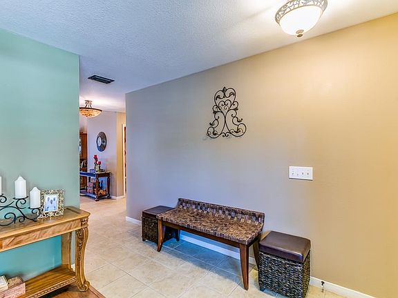 4th image of 17431 Hoover Gardens Dr