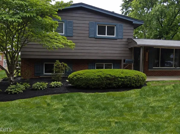 33229 Kirby St, Farmington, MI 48336