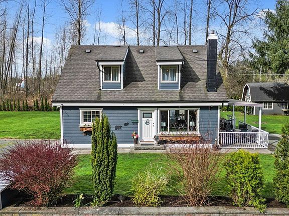 3rd image of 10421 Popkum Rd S