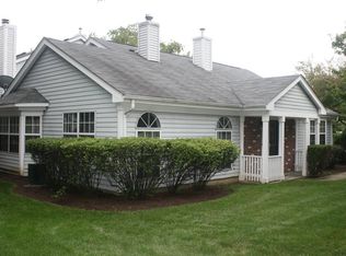 6429 Loomes Ave, Downers Grove, IL 60516