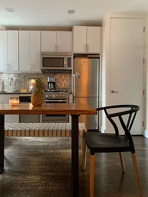 Rented by Ledvech Group | media 3