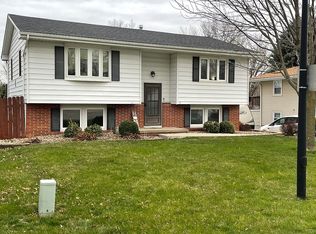 900 Market St, Carlisle, IA 50047