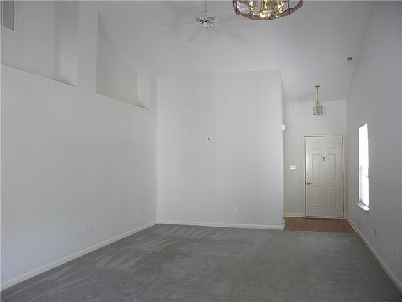4th image of 7017 Peacock Lake Ct
