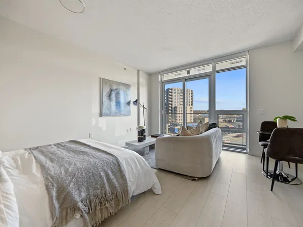180 E 2nd Ave #508, Vancouver, BC V5T 0K4