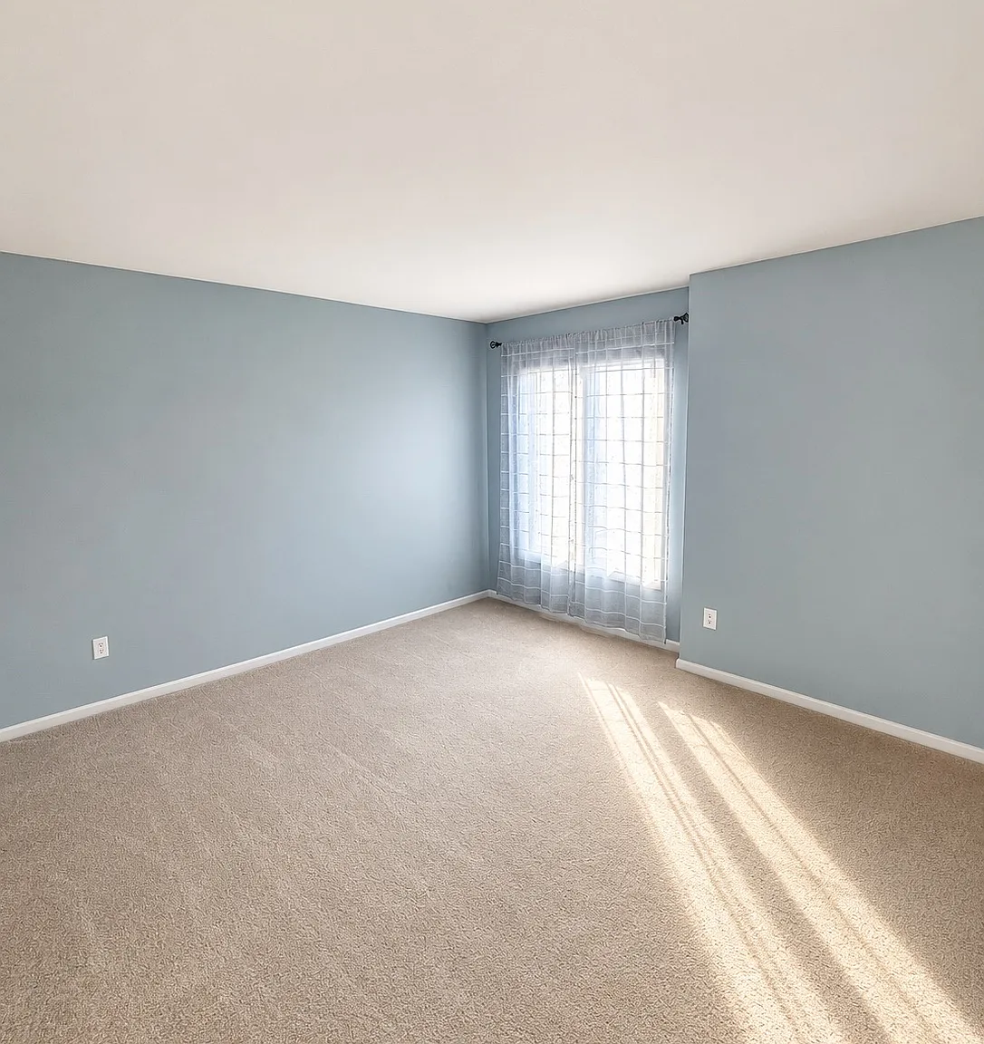 3 bed, 3.5 bath, 2784 sqft, $2,600 — Photo 3