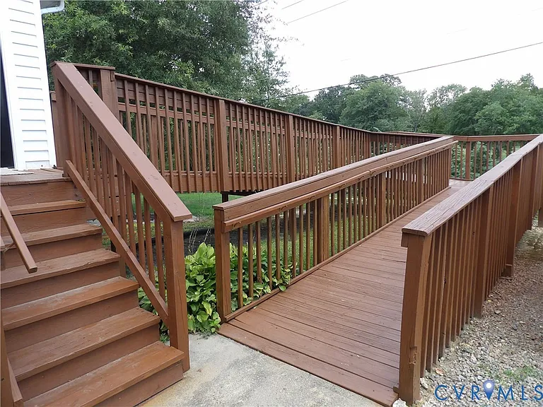 3813 Johnson Rd — Photo 11