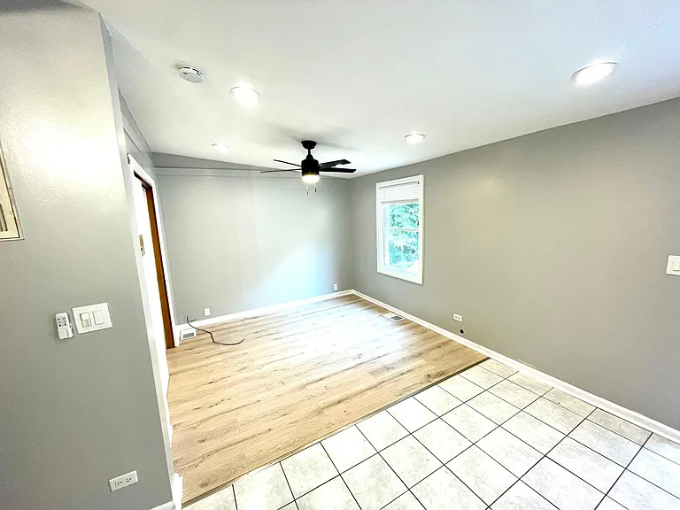 4711 N Artesian Ave #1R — Photo 5