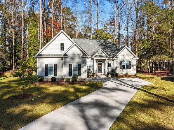 106 Tred Avon Court, Chocowinity, NC 27817