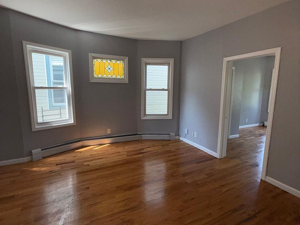 1st image of 114 S 7th St Floor 2