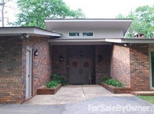 1064 Lakeshore Dr, Camden, AL 36726