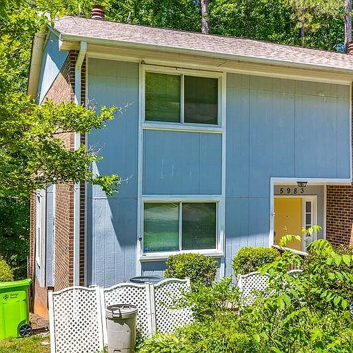 5983 Dixon Dr — Photo 4