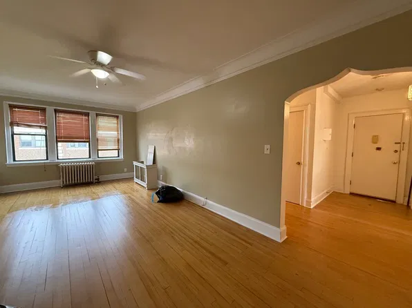 145 Englewood Ave APT 42, Brighton, MA 02135