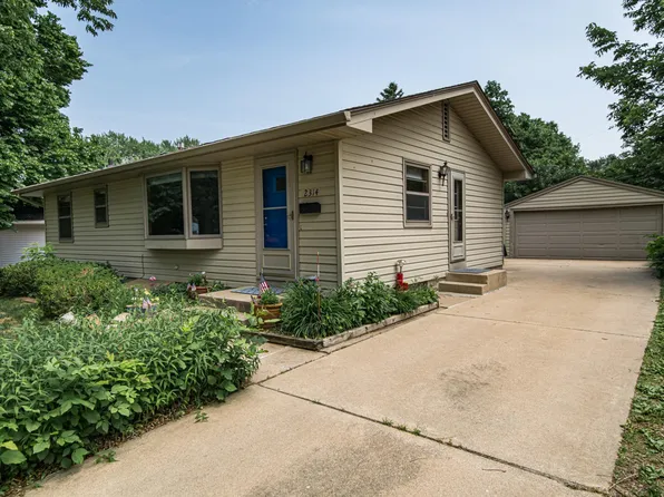2314 15th Ave NW, Rochester, MN 55901