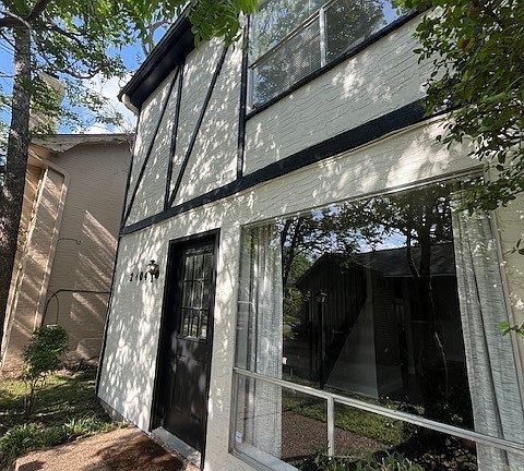 Large front windows let in great light