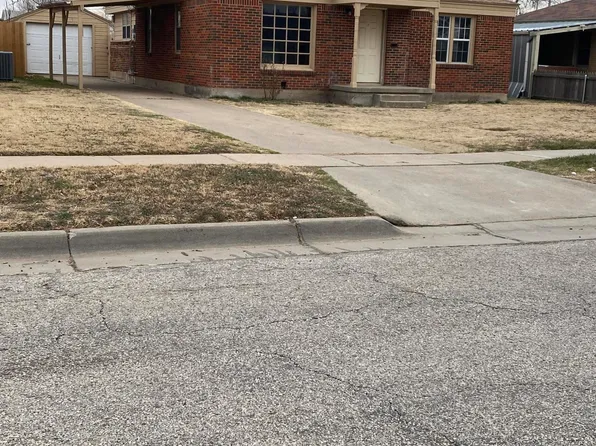 3615 S Hughes St, Amarillo, TX 79110