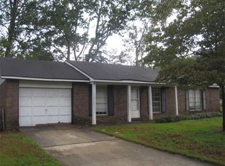 6226 Fieldcrest Dr, Morrow, GA 30260