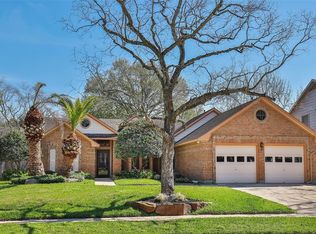 8114 Green Devon Dr, Houston, TX 77095