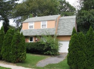 44 N Linden Ave, Upper Darby, PA 19082