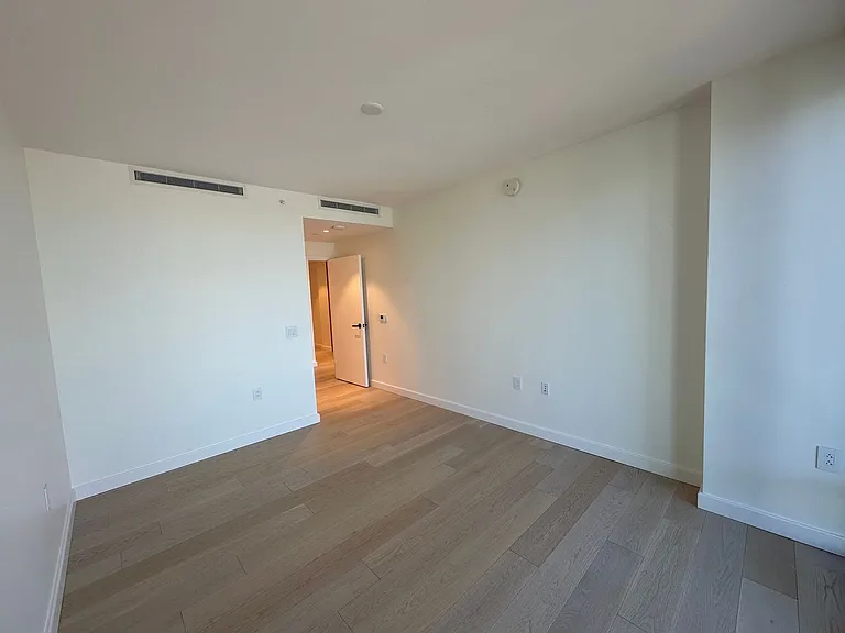 1100 Ala Moana Blvd #3507 — Photo 9