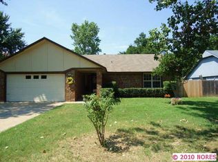 161 W M St, Jenks, OK 74037