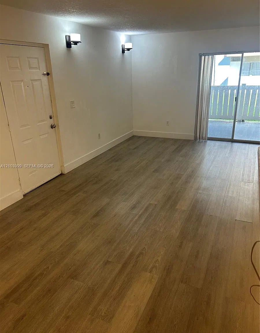 18870 NW 57th Ave — Photo 1