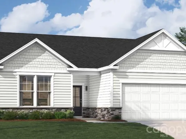 4232 Vista Pine Dr, Charlotte, NC 28215