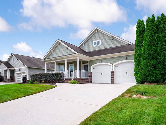 2nd image of 7549 Hampstead Hall Dr