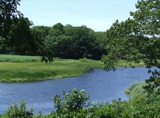 802 Rock Odundee Rd, Dartmouth, MA 02748