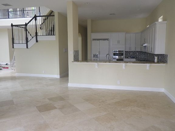 3rd image of 11684 NW 69th Pl