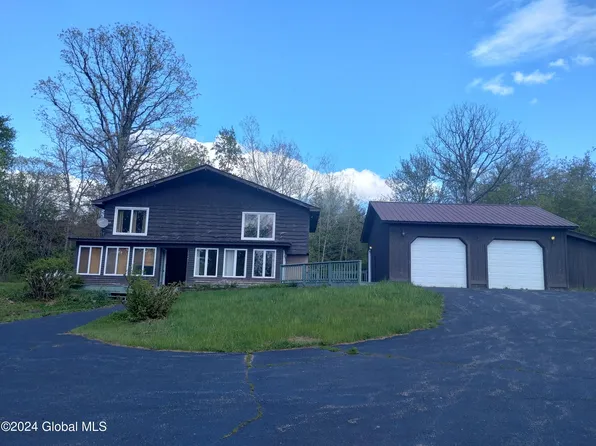 17462 State Route 22, Putnam Station, NY 12861