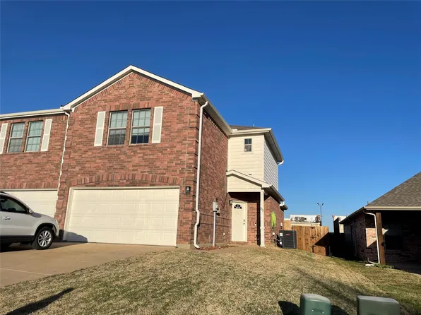 233 Irick Ct, Aubrey, TX 76227
