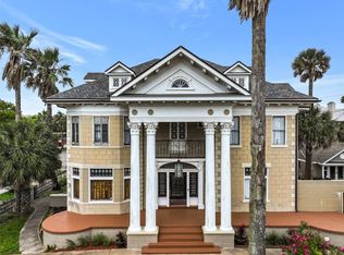 902 16th St, Galveston, TX 77550