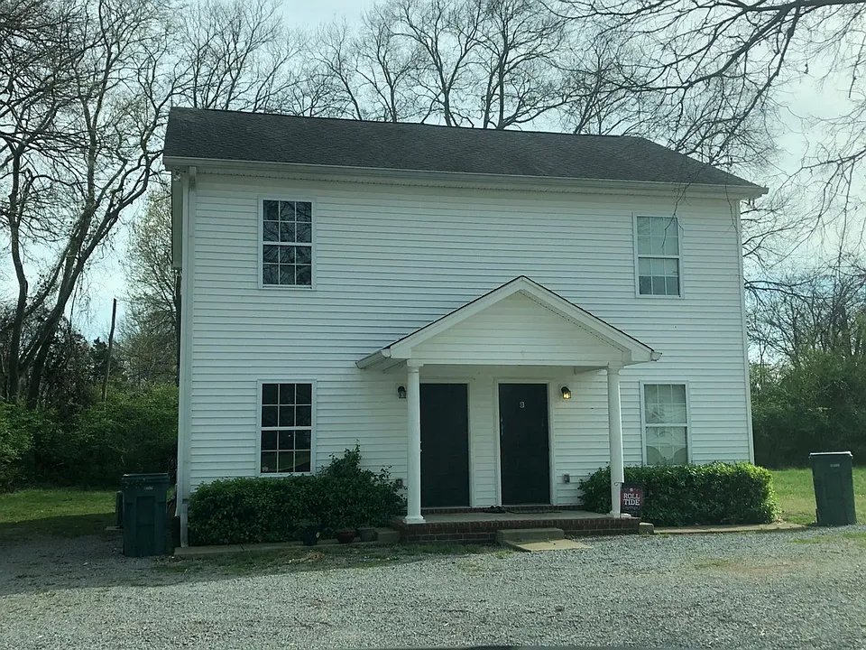 634 Leeville Pike