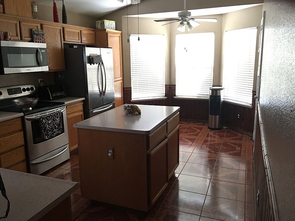 1st image of 5574 Greenoaks Dr