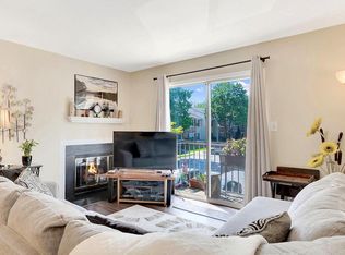 25 Coral Tree Ct, Lawrence Township, NJ