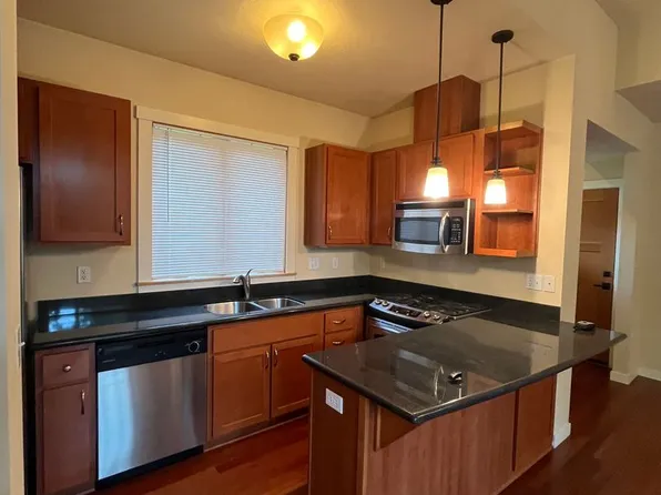 1445 Perdue Loop, Eugene, OR 97401