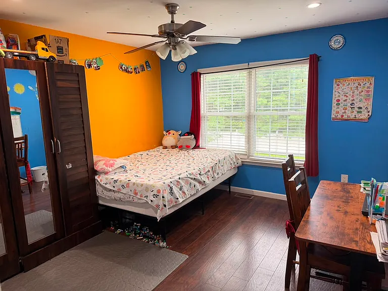 83 Maria Ct — Photo 11