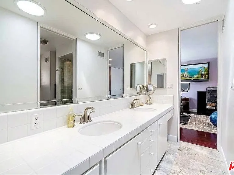 11508 Thurston Cir — Photo 45