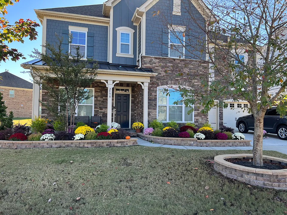 2598 Snap Dragon Dr