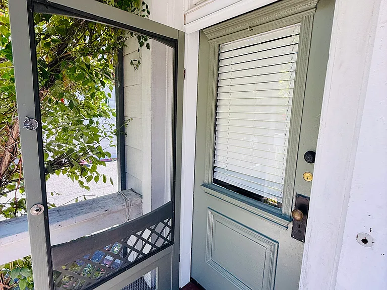 1346 Calistoga Ave — Photo 4