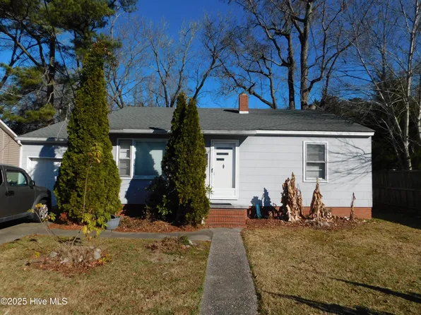 1004 Weeks Street, Elizabeth City, NC 27909