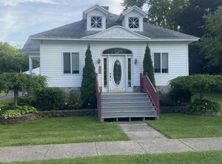 5053 Center St, Fairgrove, MI 48733