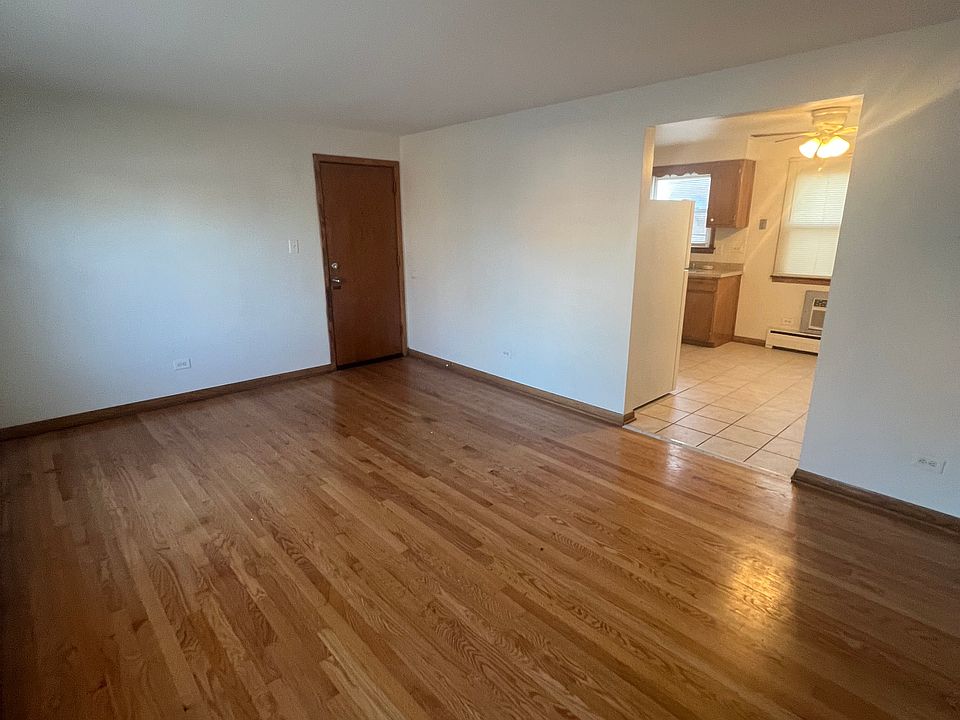 Livingroom with view of entry door