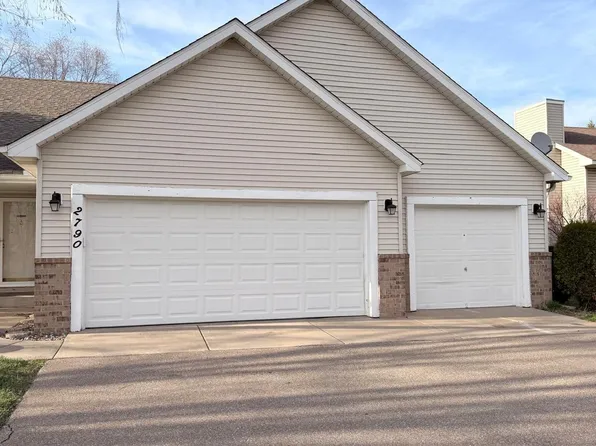 2790 Jordan Dr, Woodbury, MN 55125