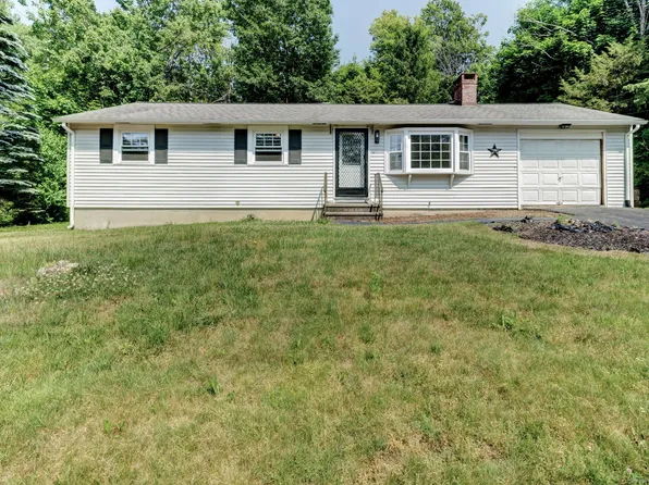 155 Louis Circle, Torrington, CT 06790