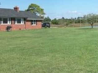 104 Browns Neck Rd, Poquoson, VA 23662