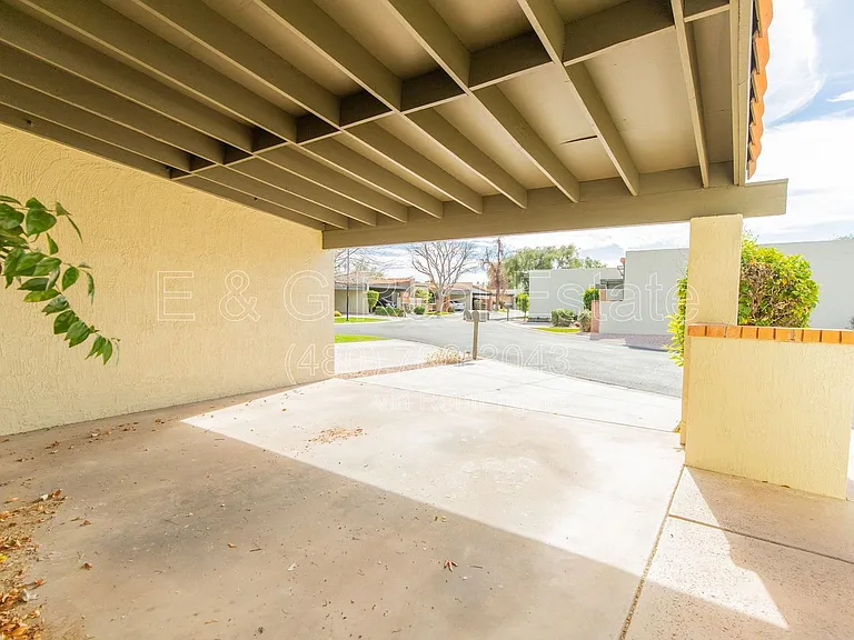 2908 E Avenida Olivos — Photo 21