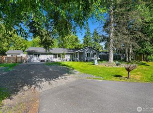 4238 Northwest Dr, Bellingham, WA 98226