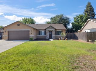 2629 W Brooke Court, Visalia, CA 93291